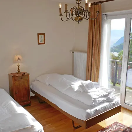 Holiday Etoile Des Neiges 度假居